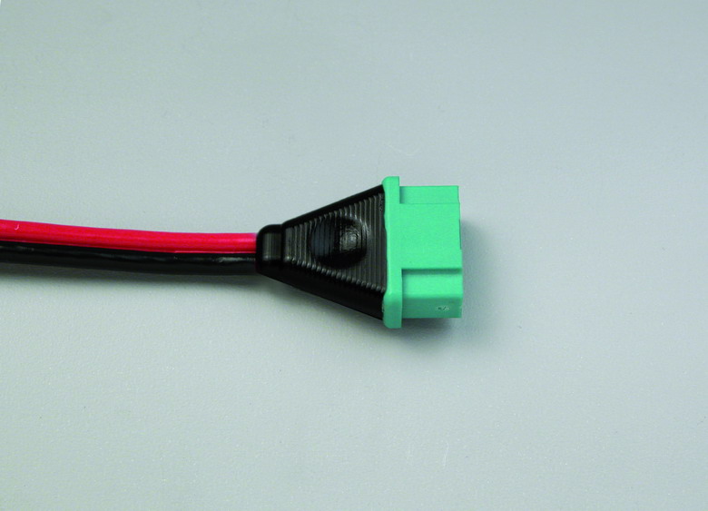 Fiche femelle 6 p�les + fil 0,75mm2
