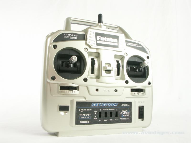 Radio Futaba Skysport 4YF 2,4GHz 4/4/0 
