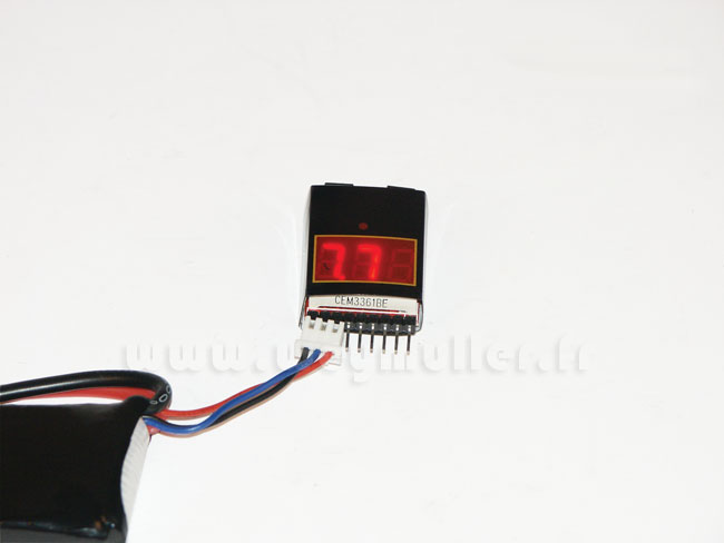 Contr�leur buzzer BeePo 8S Lipo